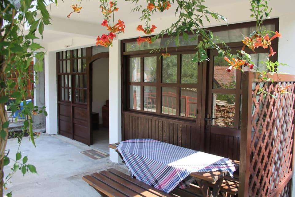 Apartman Nesa Boracko Jezero Konjic Luaran gambar